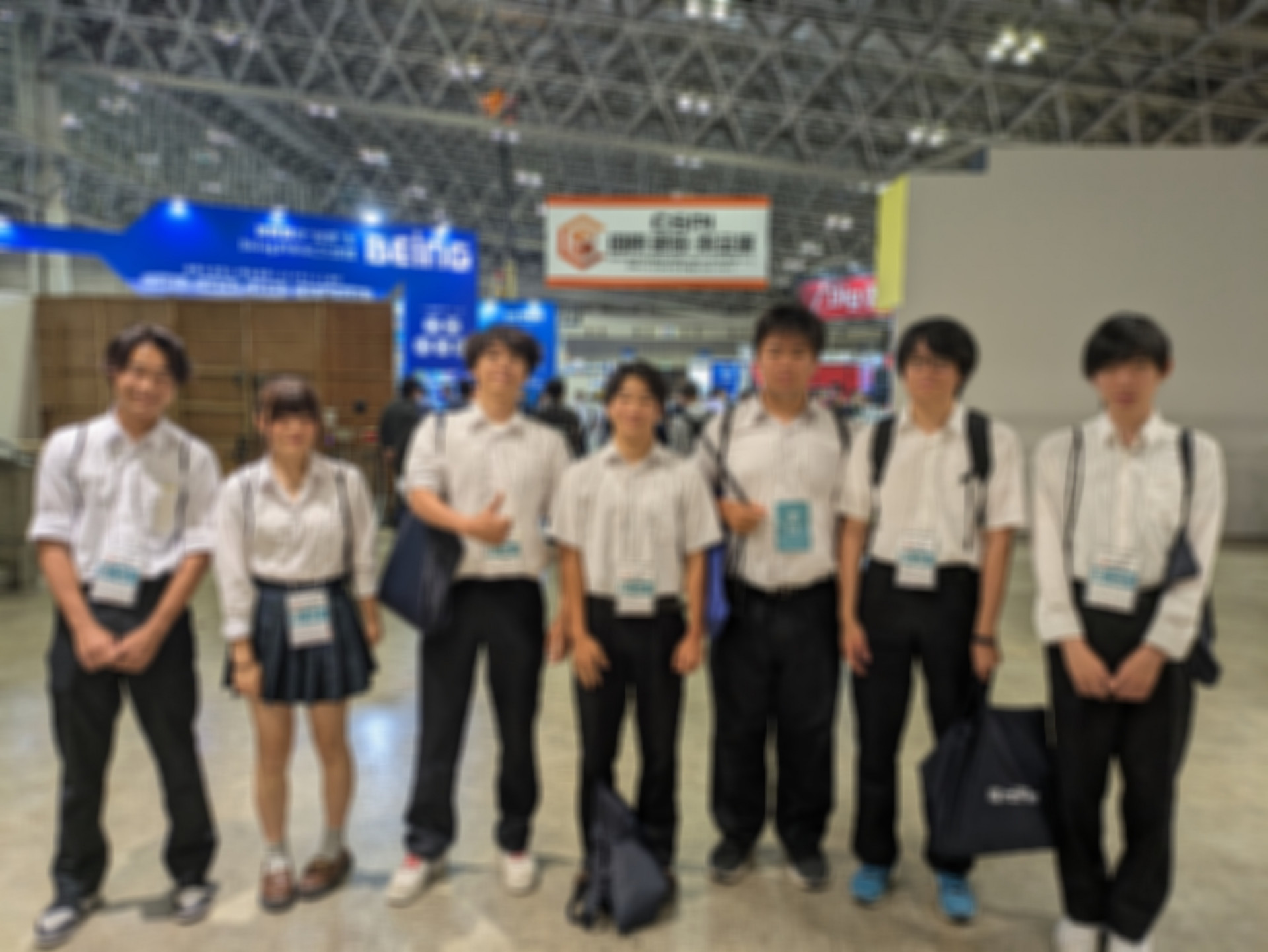 Point Blur_20260813_022341_k0989516@metro.ed.jp